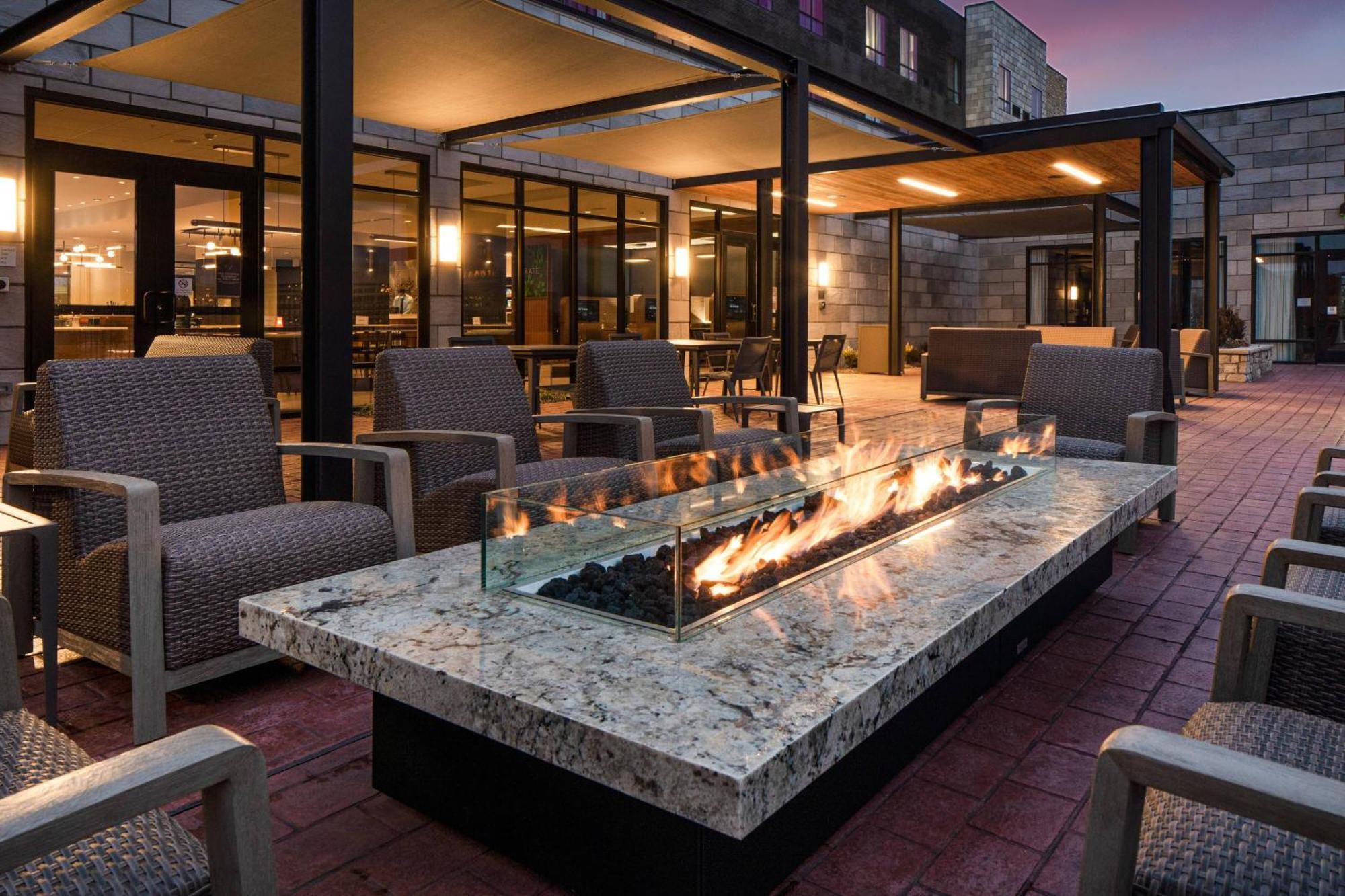 Courtyard By Marriott Jefferson City Exterior foto